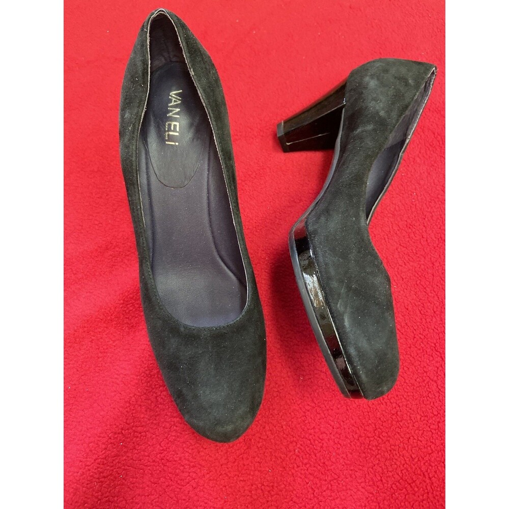 BASIC BLACK SUEDE SHOES Van Eli Black Suede Women’s Heels Size 7.5 M Pumps
